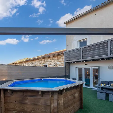 Countyside Charm Nest With Pool - Happy *